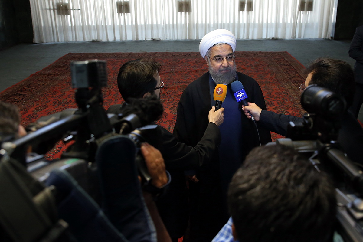 روحانی در پایان مراسم افتتاحیه پنجمین دوره مجلس خبرگان رهبری
