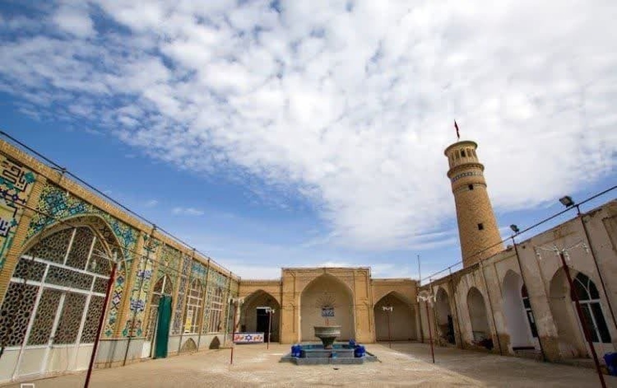 سومین مسجد مناره دار تاریخی ایران در کاشان مرمت شد