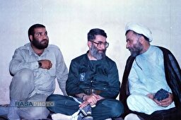 قابی ماندگار از سردار شهید محمدرضا زاهدی در کنار رهبر معظم انقلاب اسلامی