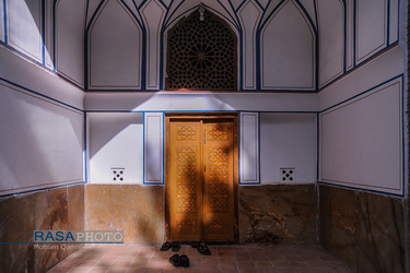 نمایی از ورودی یکی از حجره ها | مدرسه علمیه تاریخی حضرت امام صادق(ع) (مدرسه چهارباغ اصفهان) 