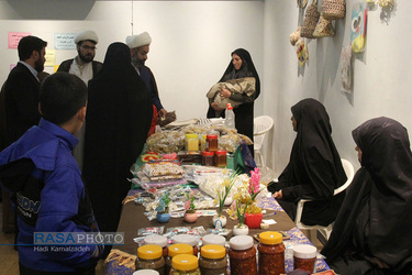 اولین نمایشگاه صنایع دستی همسران طلاب خراسان جنوبی