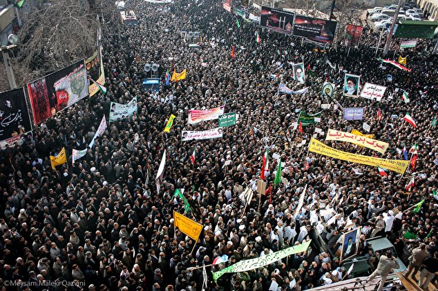 ایران میں عالمی سامراجی عناصر خاص طور سے امریکہ کے خلاف شاندار ریلی