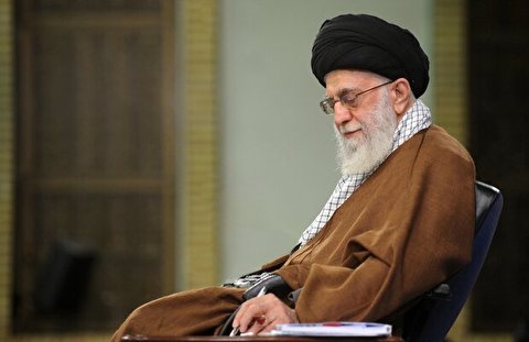 رہبر معظم کی بعض قیدیوں کی سزاؤں میں کمی اور بخشش کی درخواست سے موافقت