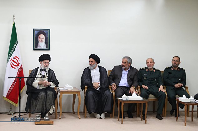 قائد انقلاب اسلامی سے شہید کردستان کانفرنس کے ارکان نے ملاقات کی