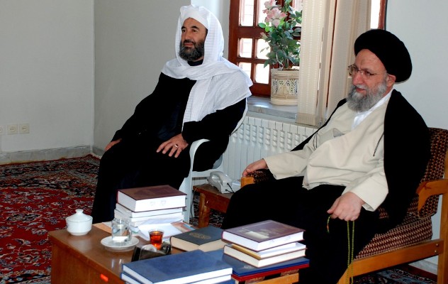 عراق کے اھل سنت کے مفتیوں کے صدر نے آیت‌ الله نور مفیدی سے ملاقات کی