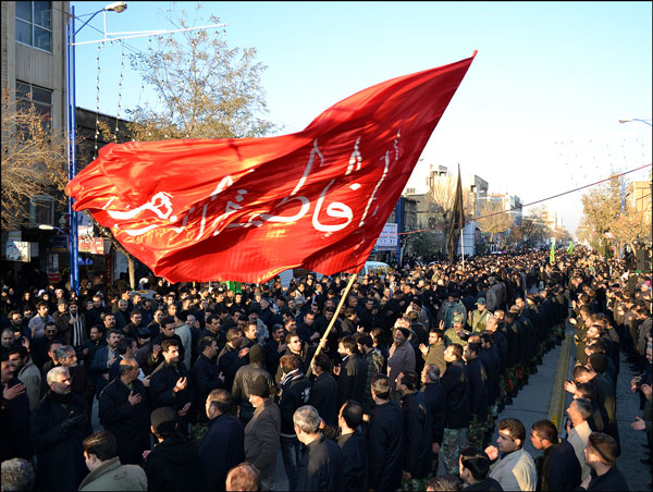 فرهنگ عاشورا نجات بخش ملت ایران از فتنه های زمان است