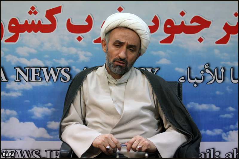حجت الاسلام مالکي، رييس مرکز خدمات حوزه علميه خوزستان