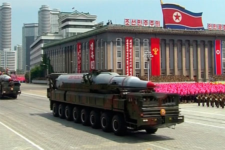 موشک بالستيک قاره پيماي KN - 08 کره شمالي