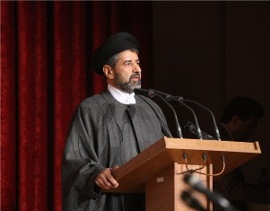حجت الاسلام طه هاشمي، معاون فرهنگي دانشگاه آزاد