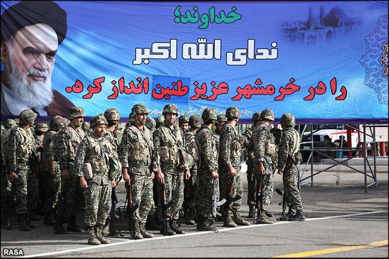 صبحگاه مشترک نيروهاي مسلح استان قم