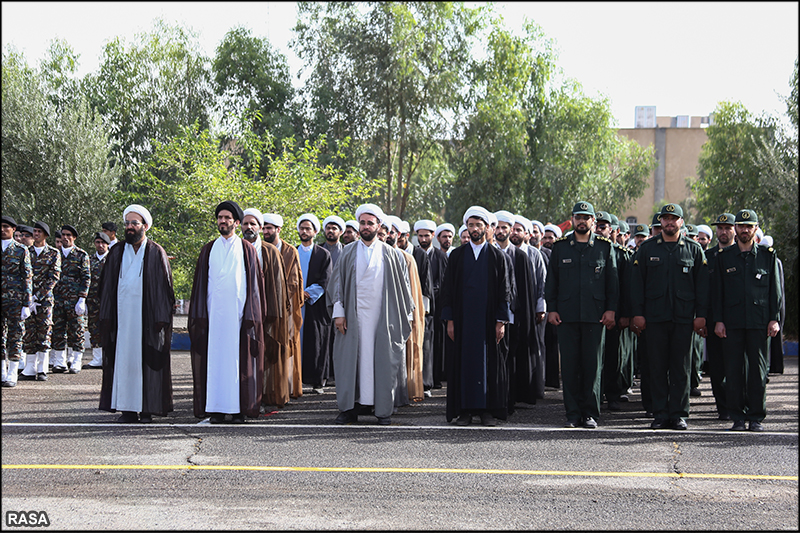 صبحگاه مشترک نيروهاي مسلح استان قم