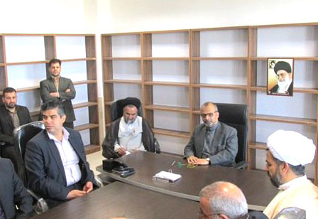 بازديد استاندار مرکزي از مجتمع حوزوي خاتمالانبياء اراک