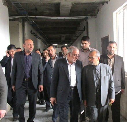 بازديد استاندار مرکزي از مجتمع حوزوي خاتمالانبياء اراک