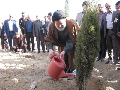 بوستان شهدای دانشگاه آزاد اسلامی دامغان احداث شد