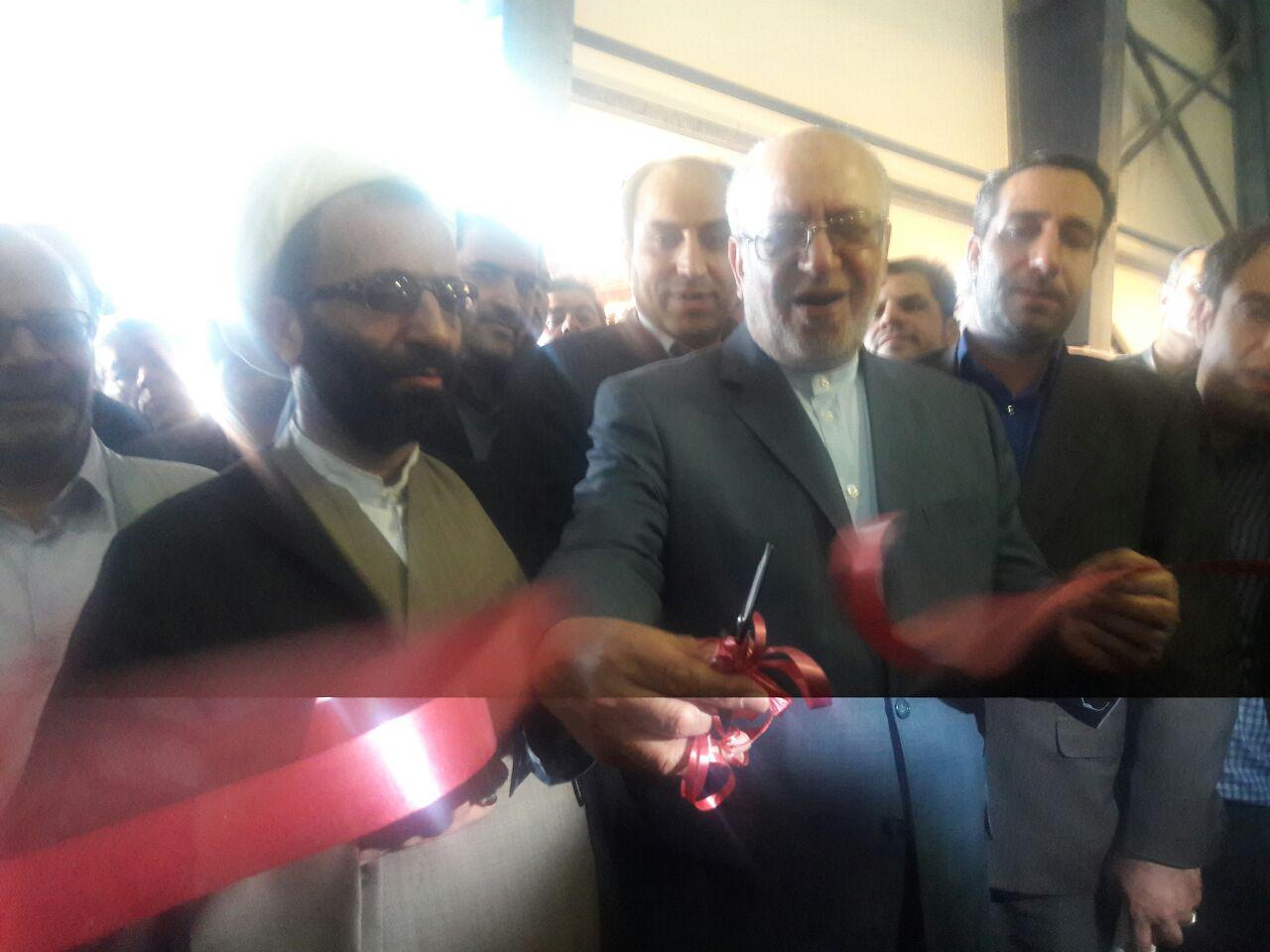 مراسم افتتاح نهمین نمایشگاه بینالمللی سنگ ایران که در شهرستان نیمور محلات با حضور عضو فراکسیون روحانیون مجلس شورای اسلامی