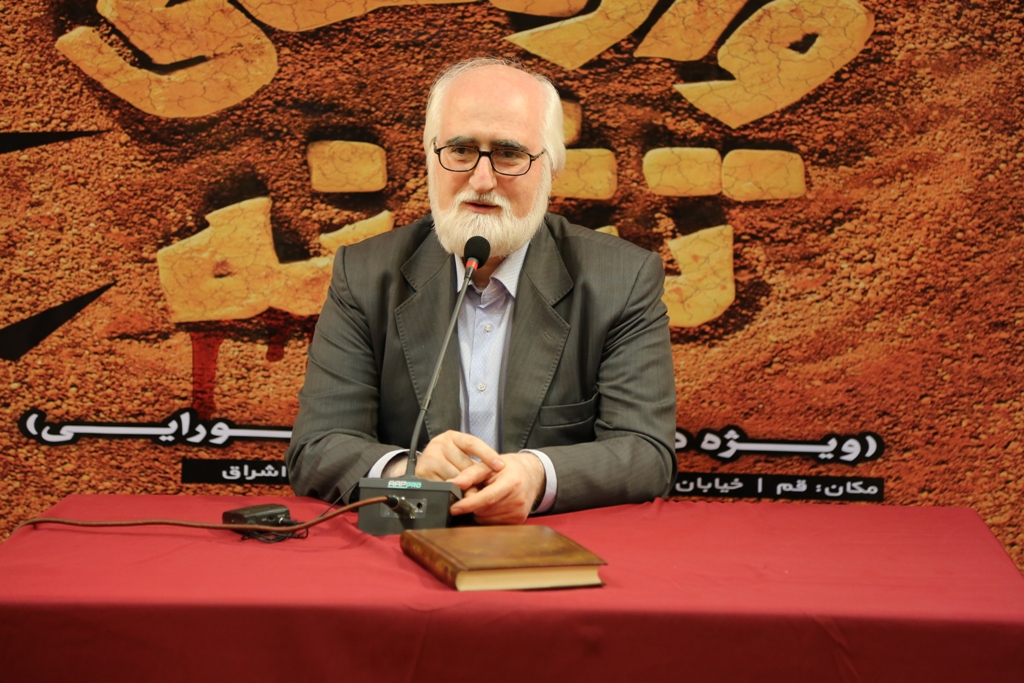 جواد محقق معاون بنیاد شعر و ادبیات داستانی ایرانیان 