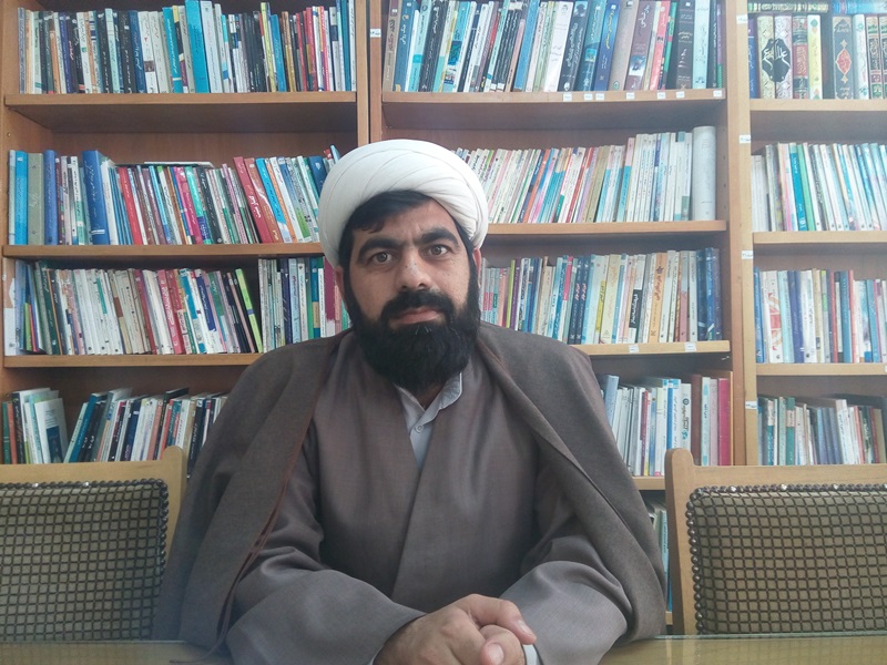 حجت الاسلام علیرضا زنگویی، مدیر موسسه فرهنگی و هنری سفیران انقلاب