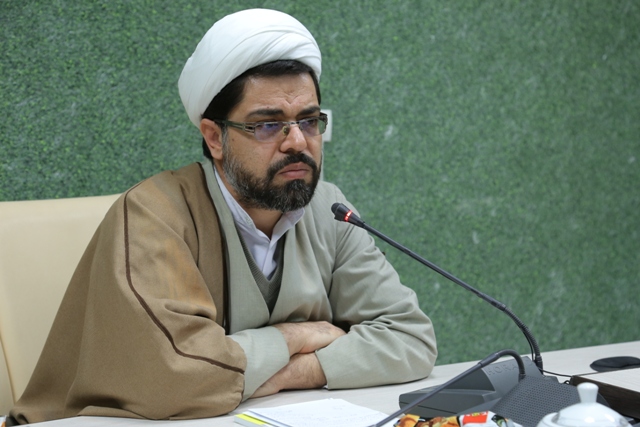 حجت الاسلام والمسلمین داوود آبادی کارشناس فیلم نامه نویسی و کارشناس سینمای دینی