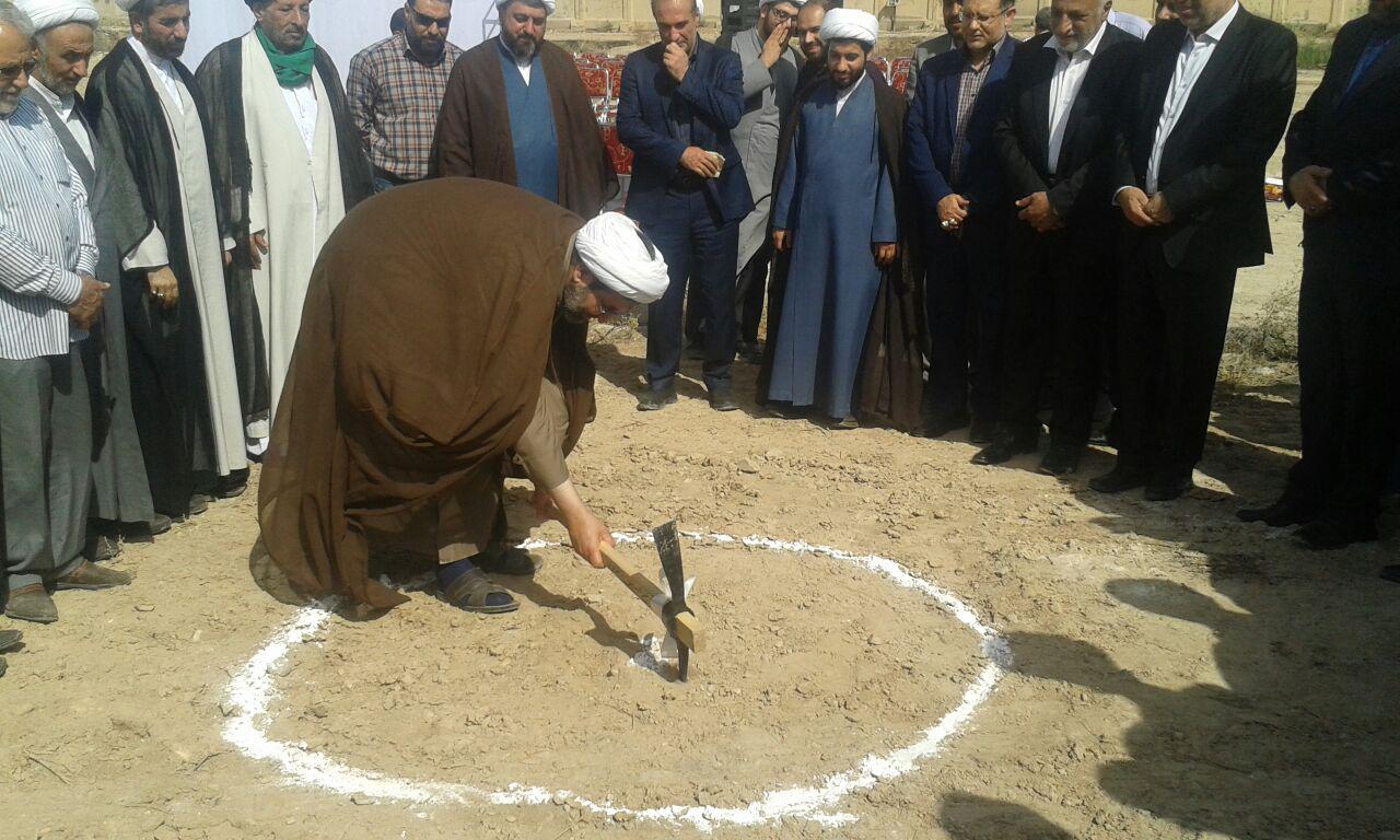 کلنگ زنی پروژه ۲۳۰ واحدی پردیس اهواز ویژه طلاب و روحانیون