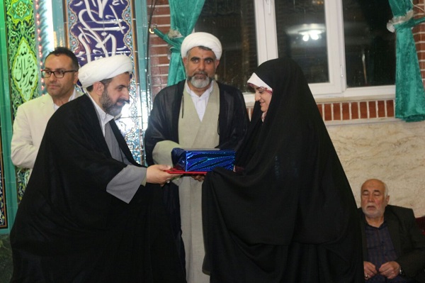 مراسم تجلیل از فعالان و برگزیدگان مسابقات قرآنی در قزوین