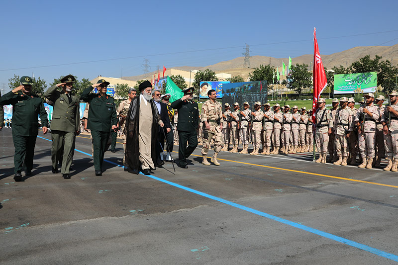 فرماندہ کل سے فوجی یونیورسیٹی کے طلاب کی ملاقات
