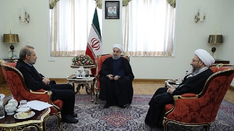 حسن روحانی ، علی لاریجانی اور صادق لاریجانی