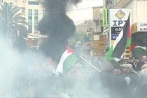 تظاهرات مردم لبنان در مقابل سفارت آمریکا در بیروت