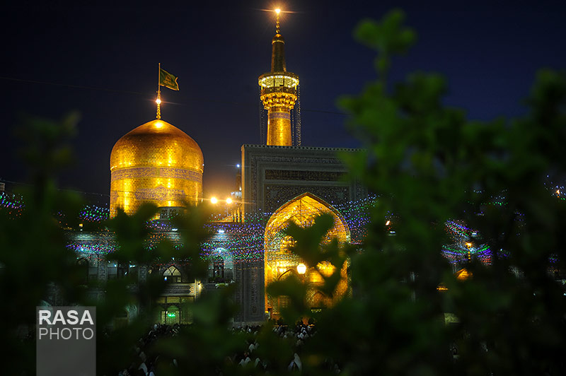 حرم مطهر امام رضا در شب میلاد جواد الائمه علیهم السلام