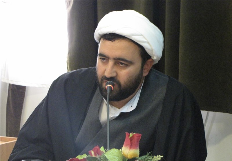مسؤول دبیرخانه کانون های فرهنگی هنری مساجد استان مرکزی
