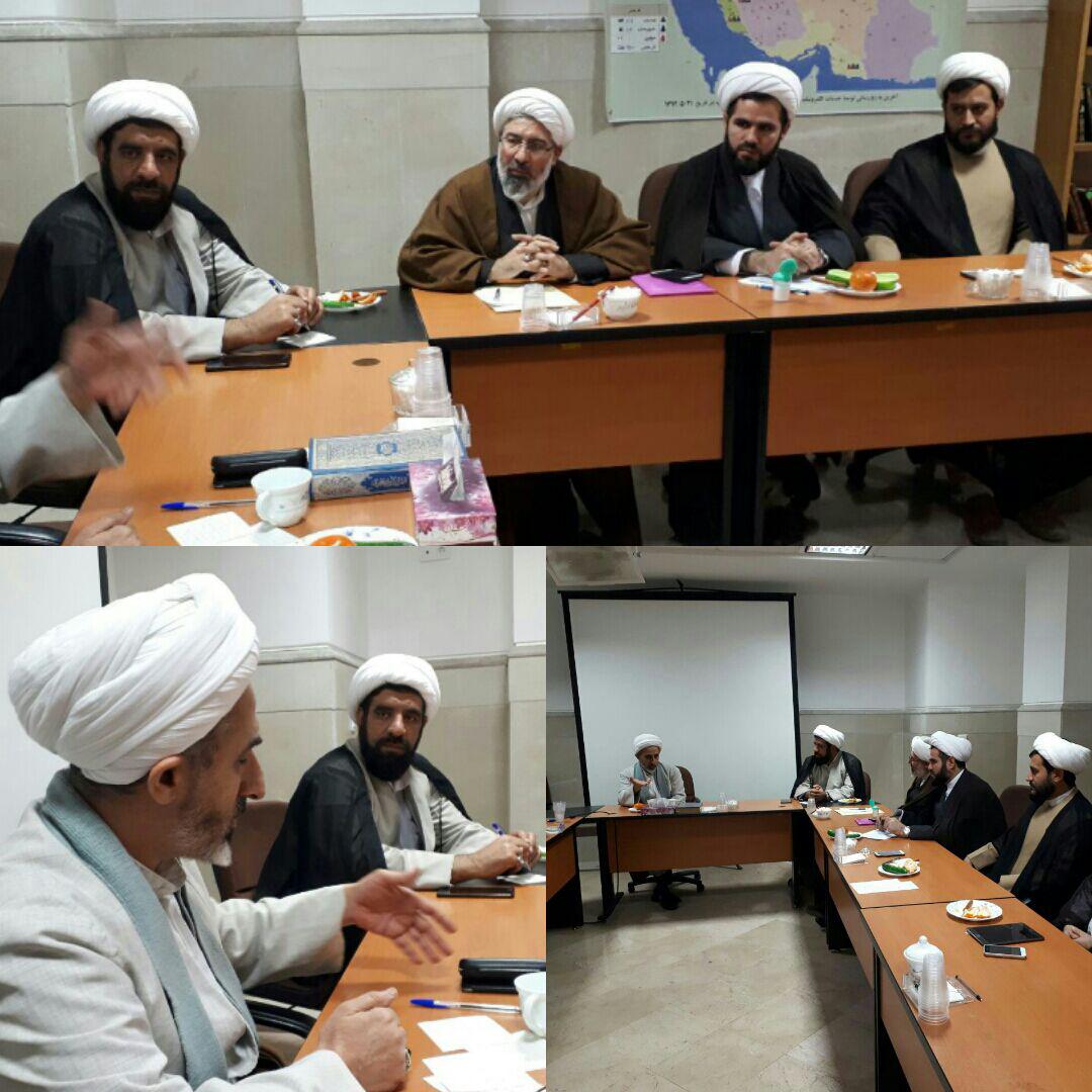 گردهمایی مدیران مدارس علمیه آذربایجانغربی