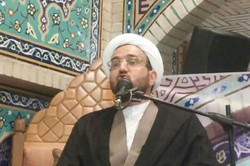 امام حسین کشتی هدایت برای رسیدن به کمال هستند