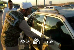 ضدعفونی کردن خودرو‌ها توسط گروه‌های جهادی در اصفهان