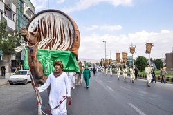 طنین نوای کاروان نمادین نینوا در بیرجند