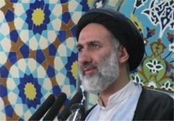 گریه بر امام حسین روح انسان را شاد می کند