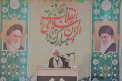 زمینه سازی برای رشد و تعالی معنوی بزرگترین دستاورد انقلاب اسلامی است