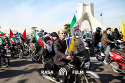 تصاویر متفاوت از رژه موتور سوران در میدان آزادی