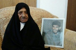 مادر سردار شهید علی شفیعی به فرزند شهیدش پیوست