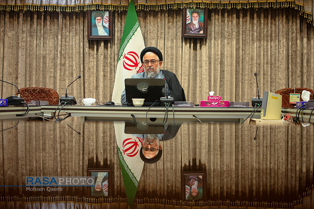 گ/مخالفان اقتصاد اسلامی برای ادعای خود دلیل علمی ارائه دهند