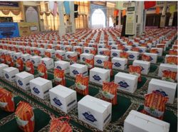 ائمه جماعت بوشهر ۳۲۰۰ بسته معیشتی بین خانواده‌های نیازمند توزیع می‌کنند