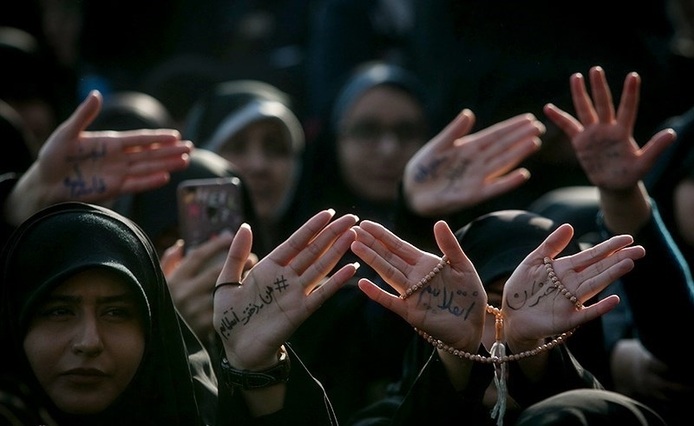 تصویرسازی دروغین از نقش زنان در انقلاب اسلامی