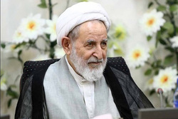 مروری کوتاه بر زندگی نامه مرحوم آیت الله یزدی