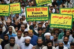 برگزاری تظاهرات ضد فرانسه در پاکستان