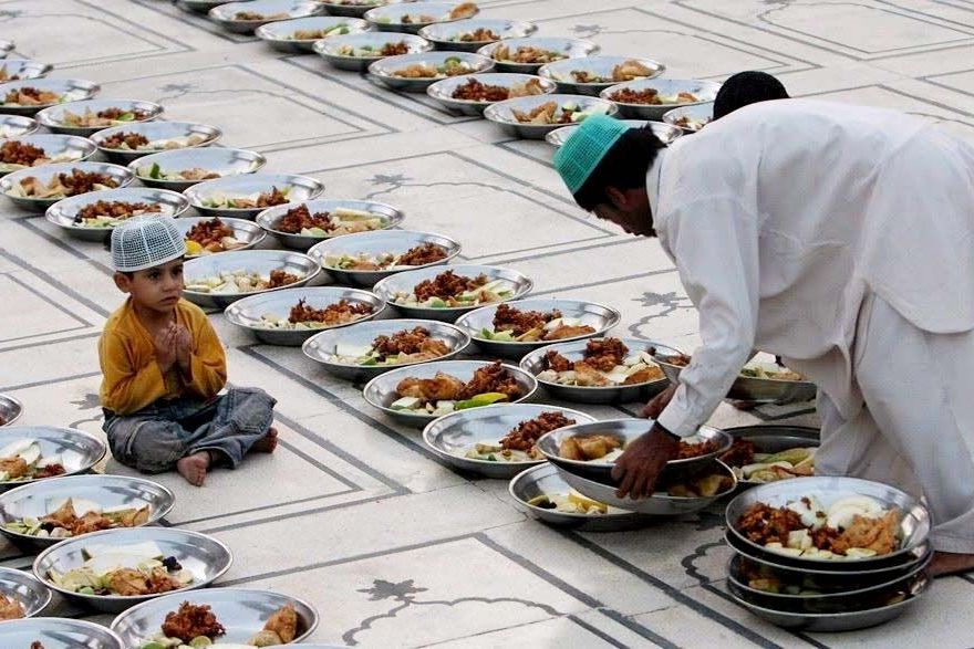 رمضان و کرونا در کشور اسلامی ۲۲۰ میلیونی پاکستان