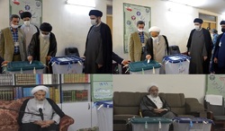 علمای مشهد رای خود را به صندوق انداختند
