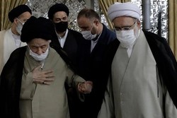 تقدیر آیت‌الله علوی گرگانی از تلاش‌های آستان قدس رضوی در ایام کرونا