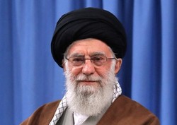 آیت الله خامنه ای نور امید را در دلهای مسلمانان جهان زنده نگه داشته اند