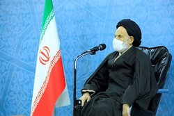 زمانی که همه چیز رها است، فساد، انحراف، ابهام به وجود می آید