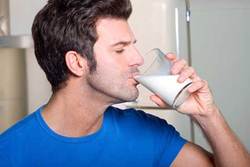 مقایسه ای بین شیر های گیاهی یا شیر لبنی