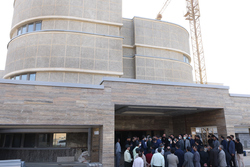 معطلی ۳۰ ساله برای تکمیل بیمارستان امام خمینی غیرقابل توجیه است