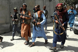 زخمی شدن غیر نظامیان در نتیجه عملیات طالبان علیه داعش